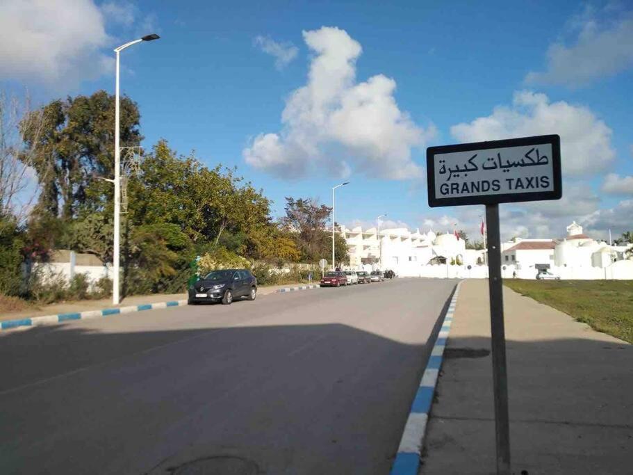 Lovely 2 Bedroom Vacation Home With Pool/Beach Skhirat Exterior photo